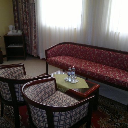 Bellevue Hotel And Resort Бардіїв Номер фото