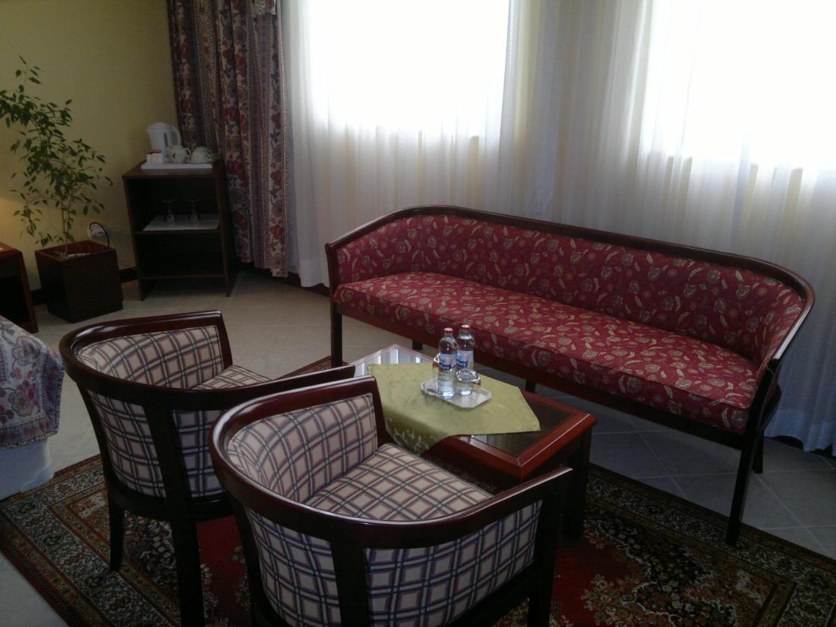 Bellevue Hotel And Resort Бардіїв Номер фото